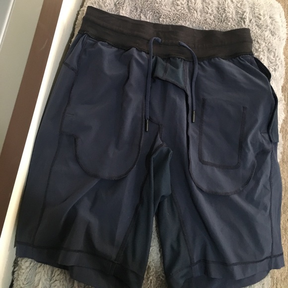 LULULEMON Athletica Mens T.H.E. Short Linerless 9” Navy Blue & Black. Size Small - Picture 5 of 16